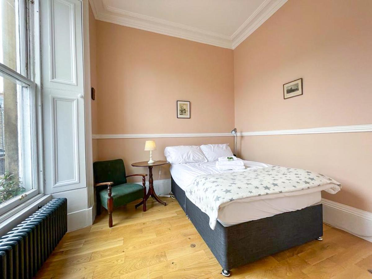 Remarkable 5Br Townhouse With Garden, Sleeps 12 Эдинбург Экстерьер фото