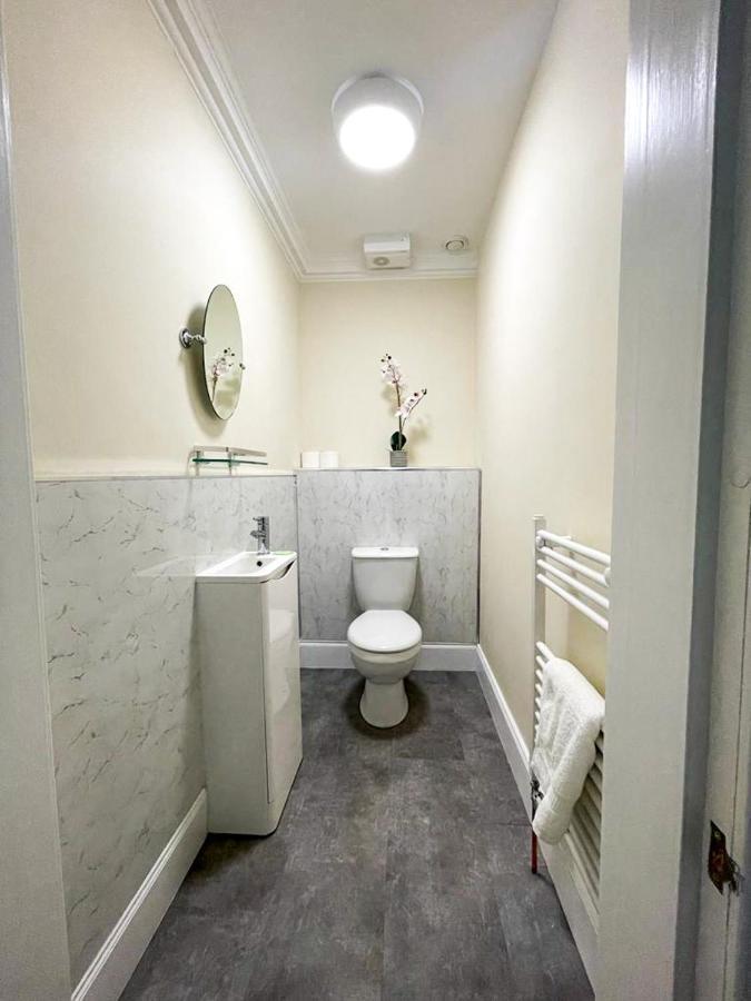 Remarkable 5Br Townhouse With Garden, Sleeps 12 Эдинбург Экстерьер фото