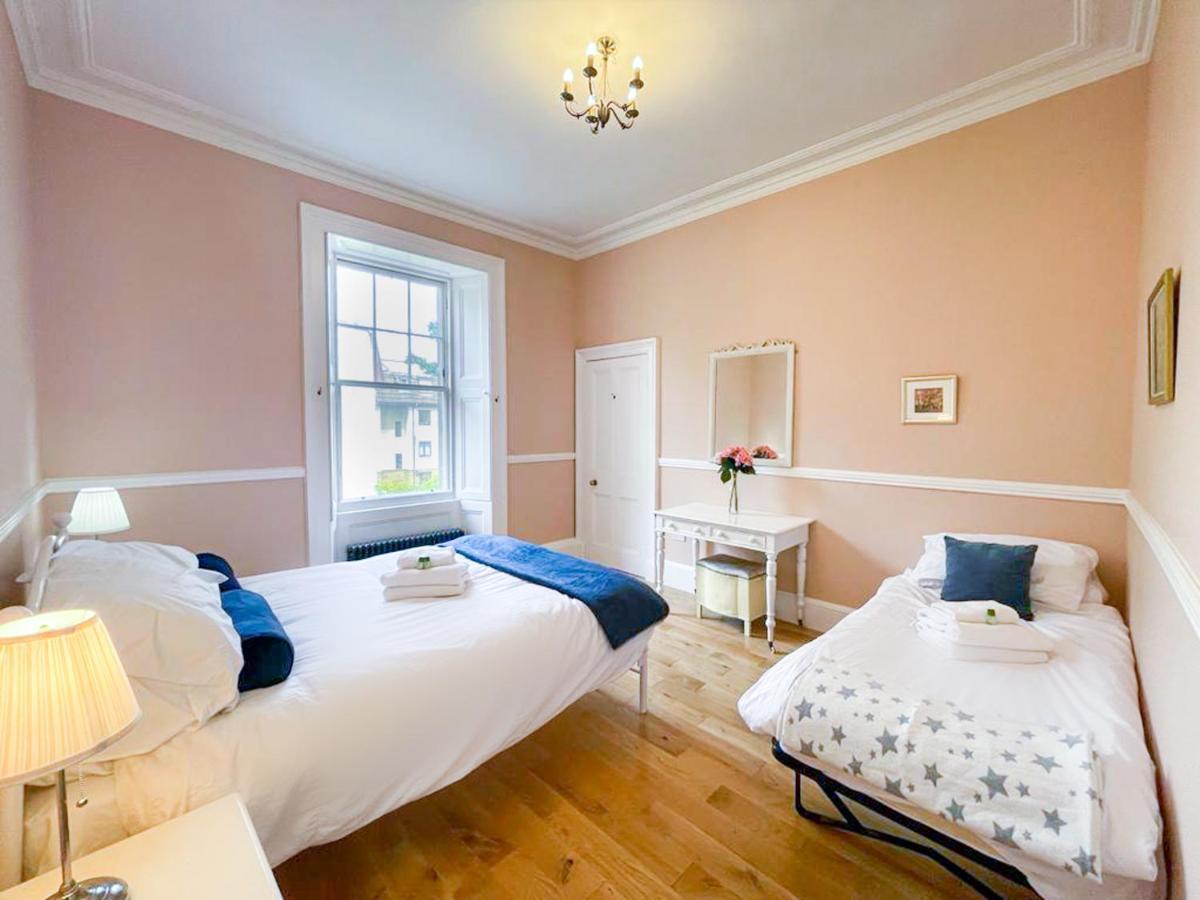 Remarkable 5Br Townhouse With Garden, Sleeps 12 Эдинбург Экстерьер фото
