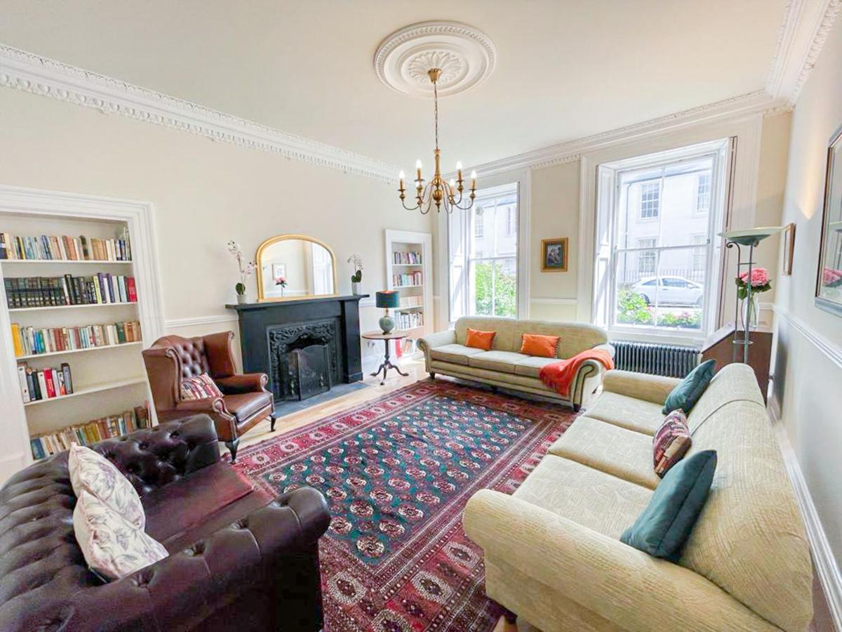 Remarkable 5Br Townhouse With Garden, Sleeps 12 Эдинбург Экстерьер фото