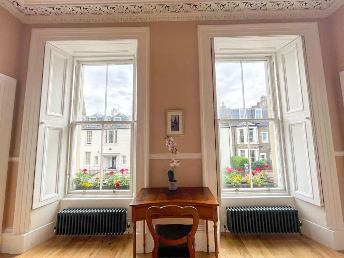 Remarkable 5Br Townhouse With Garden, Sleeps 12 Эдинбург Экстерьер фото